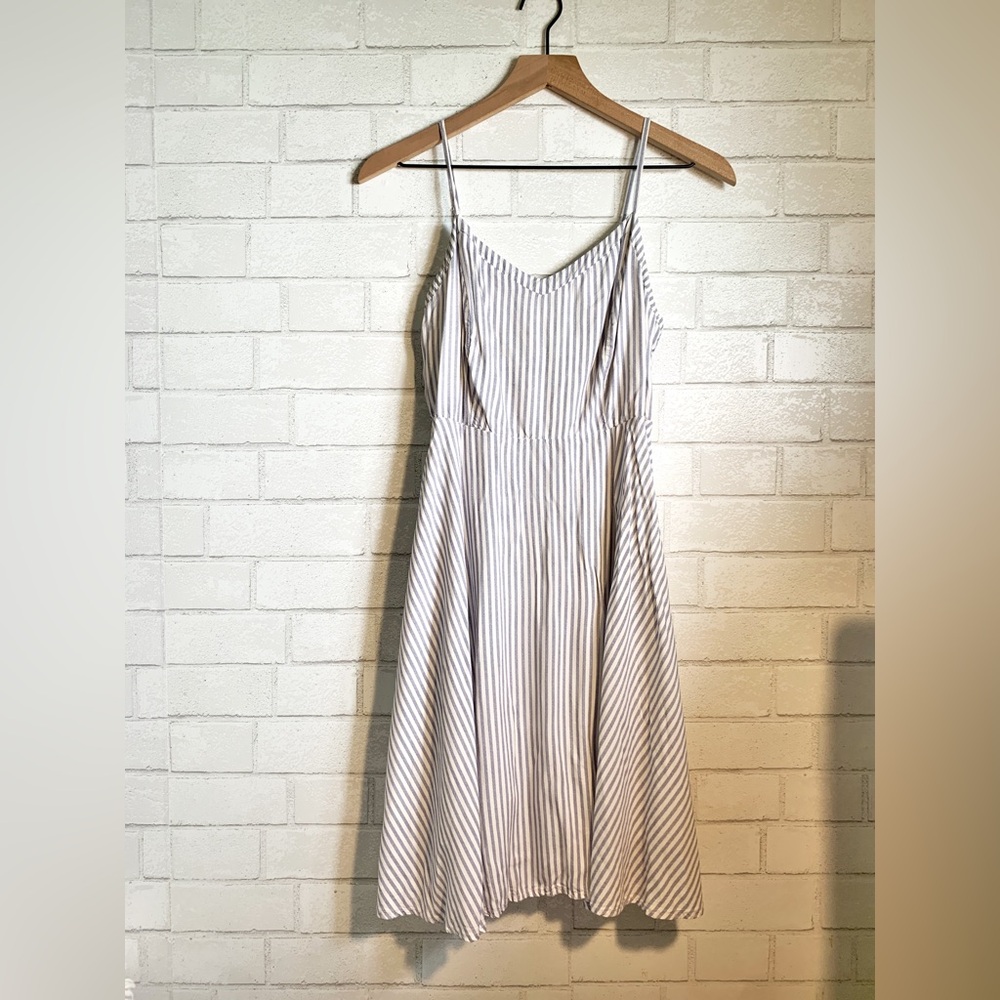 Old Navy White and Blue Stripe V-Neck Spaghetti Strap Midi Sundress